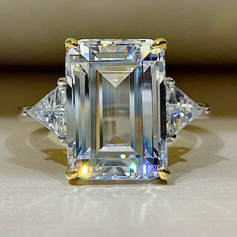 Bague en Verre Vintage Carrée Dorée