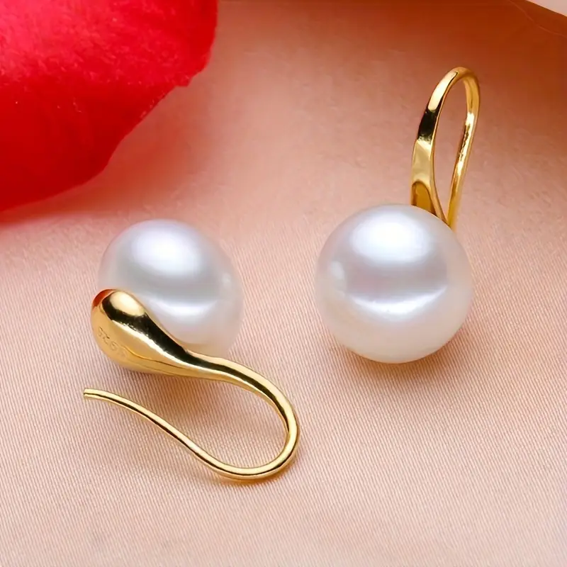 Petites Boucles d'Oreilles en Perles Dorées