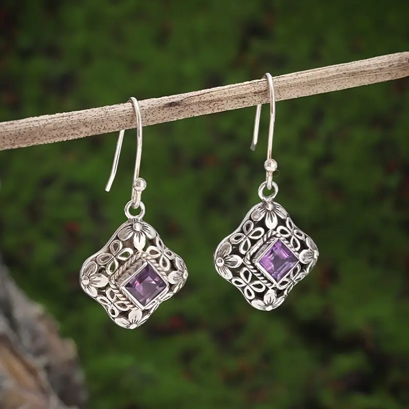 Boucles d'oreilles en verre vintage violet