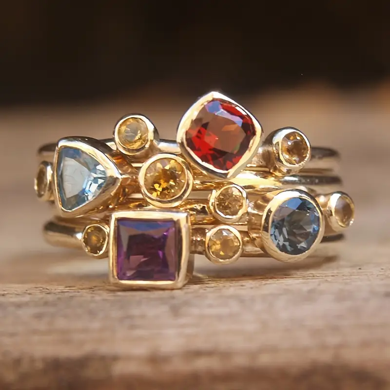 Bague dorée colorée en couches