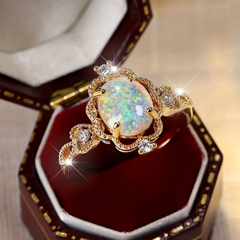 Bague Étincelante en Opale Dorée