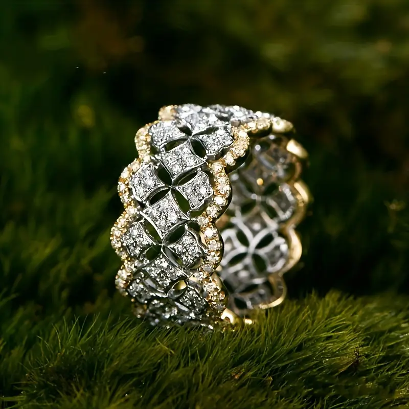 Bague creuse en or et argent scintillant