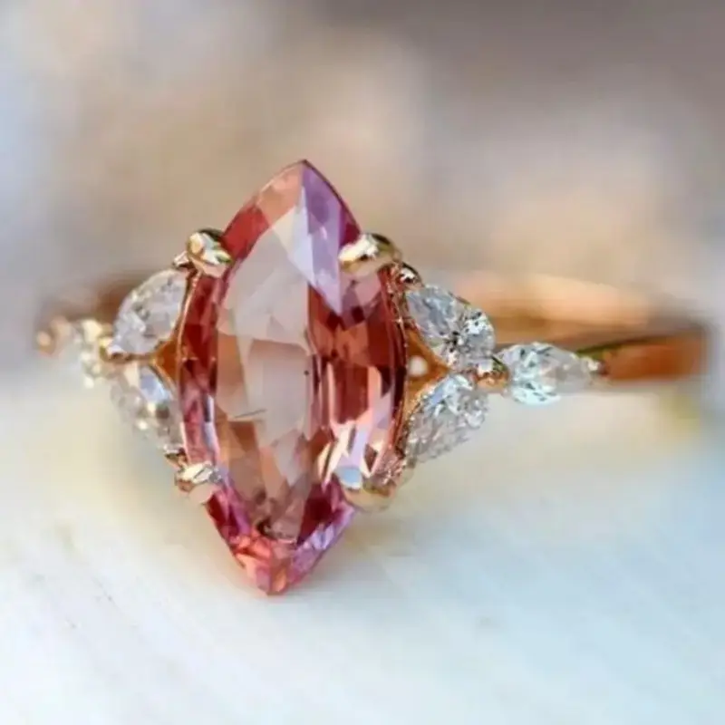 Bague en Or avec Zirconia Orange Ovale