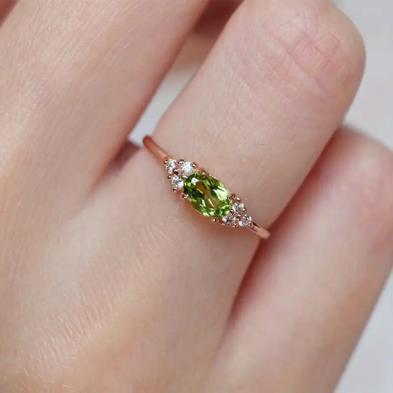Bague en Verre d'Olive Dorée