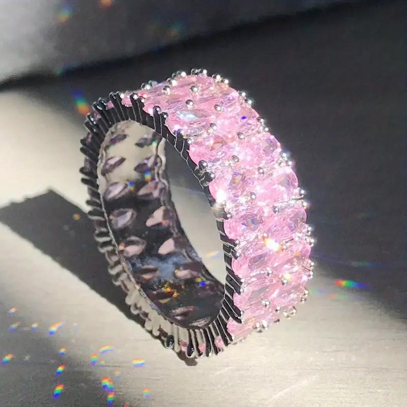 Bague en argent avec zircone inlay rose