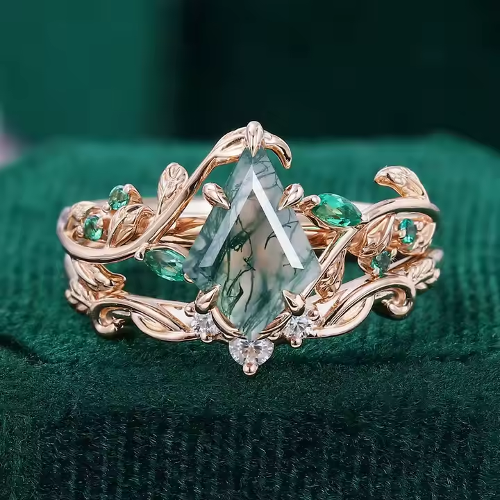 Bague en Pierre Géométrique Verte Exotique avec Or
