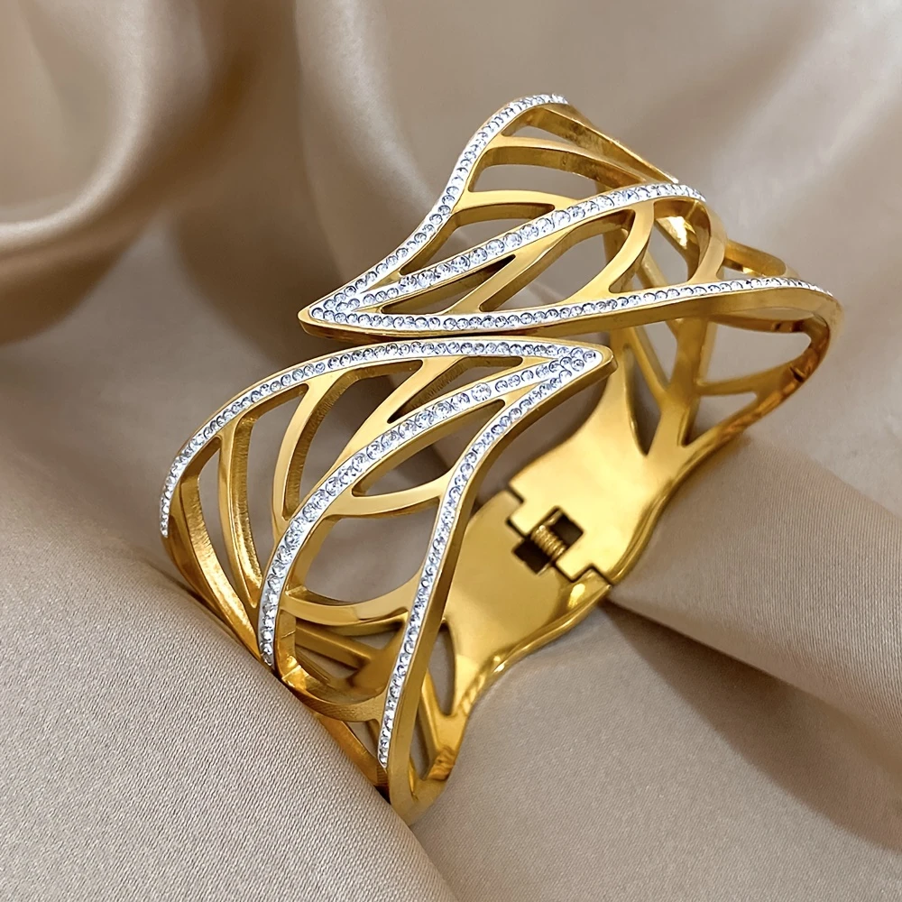 Bracelet doré creux étincelant
