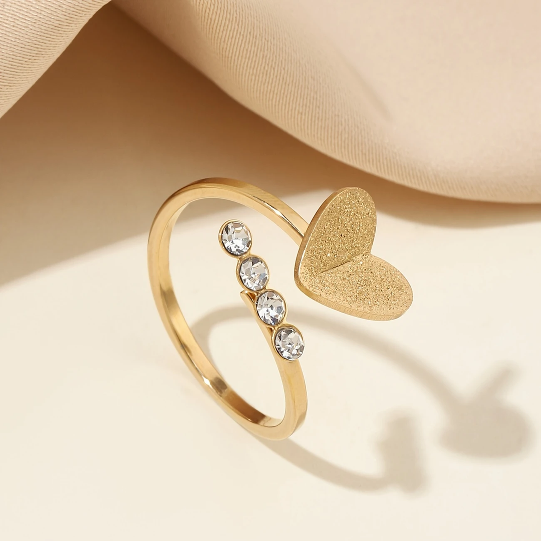 Bague en Cœur de Cristal Doré Éclatant