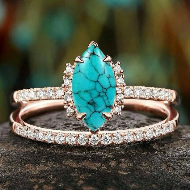 Ensemble de Bagues en Or avec Pierre Turquoise