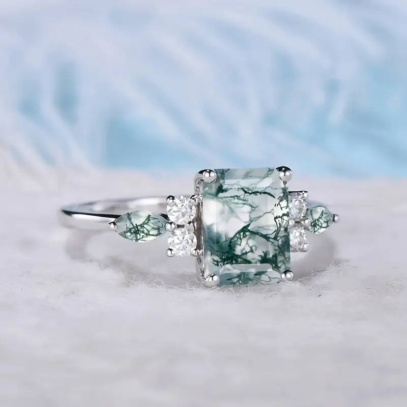 Bague en Argent avec Pierre Naturelle Cubique Verte