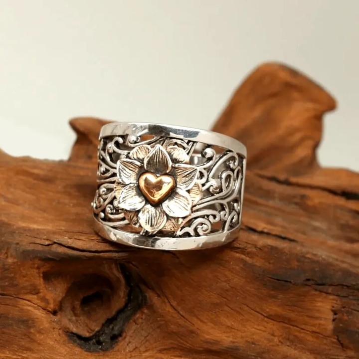 Bague en Argent avec Cœur en Or