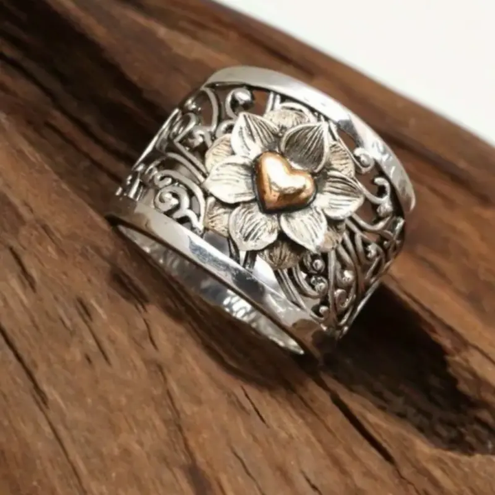 Bague en Argent avec Cœur en Or