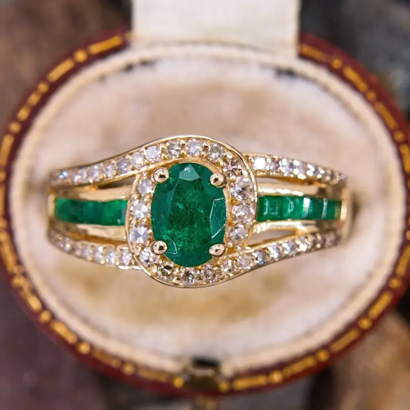 Bague en Or Exotique Verte Élégante
