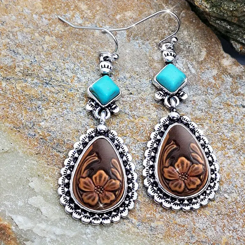 Boucles d'oreilles en argent avec fleurs en pierre bleue