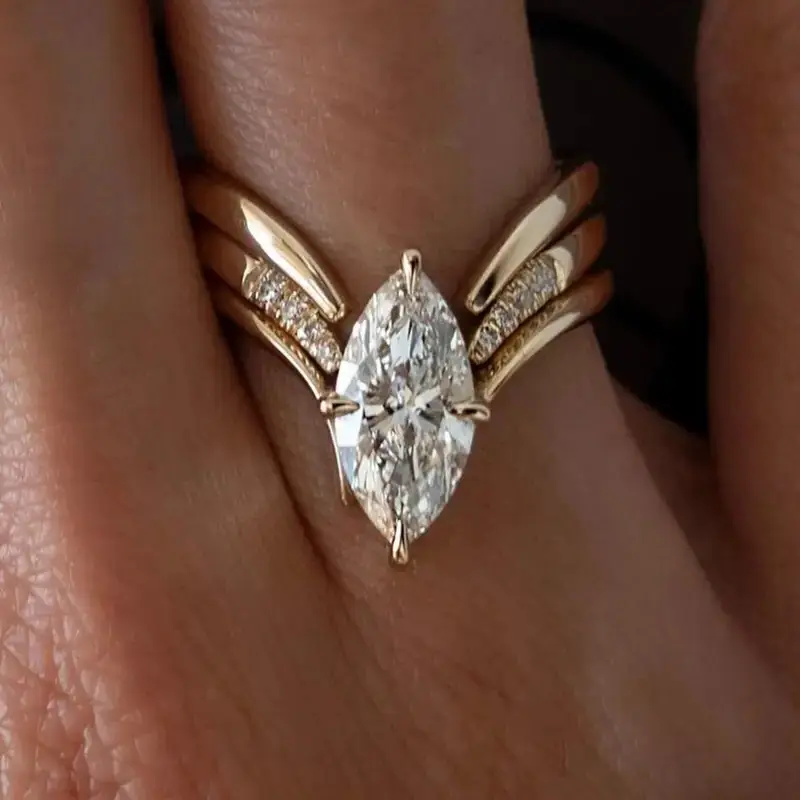 Bague en Or avec Couronne
