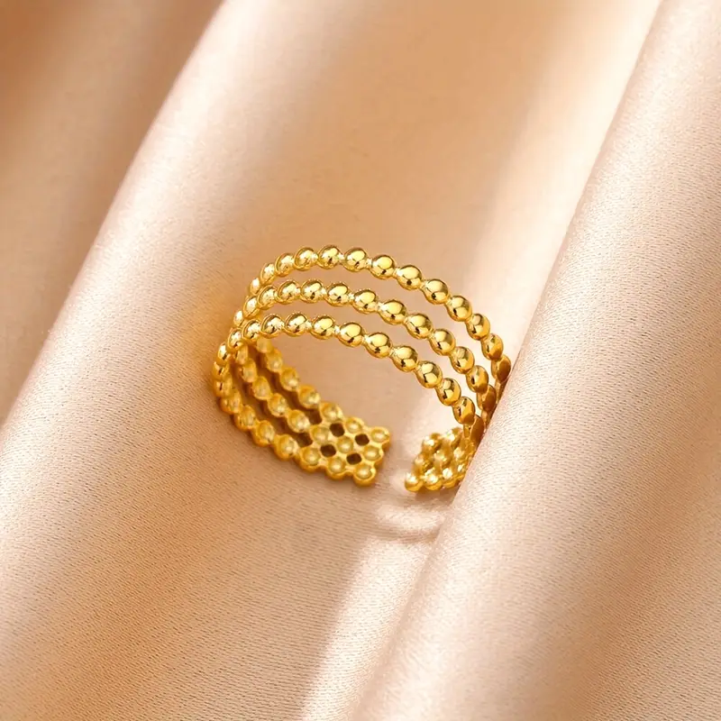 Bague en Perles Fines Dorées Superposées