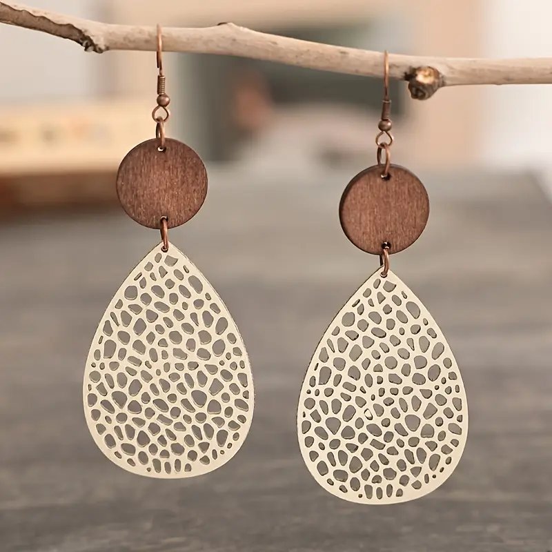 Boucles d'oreilles vintage en forme de goutte creuse
