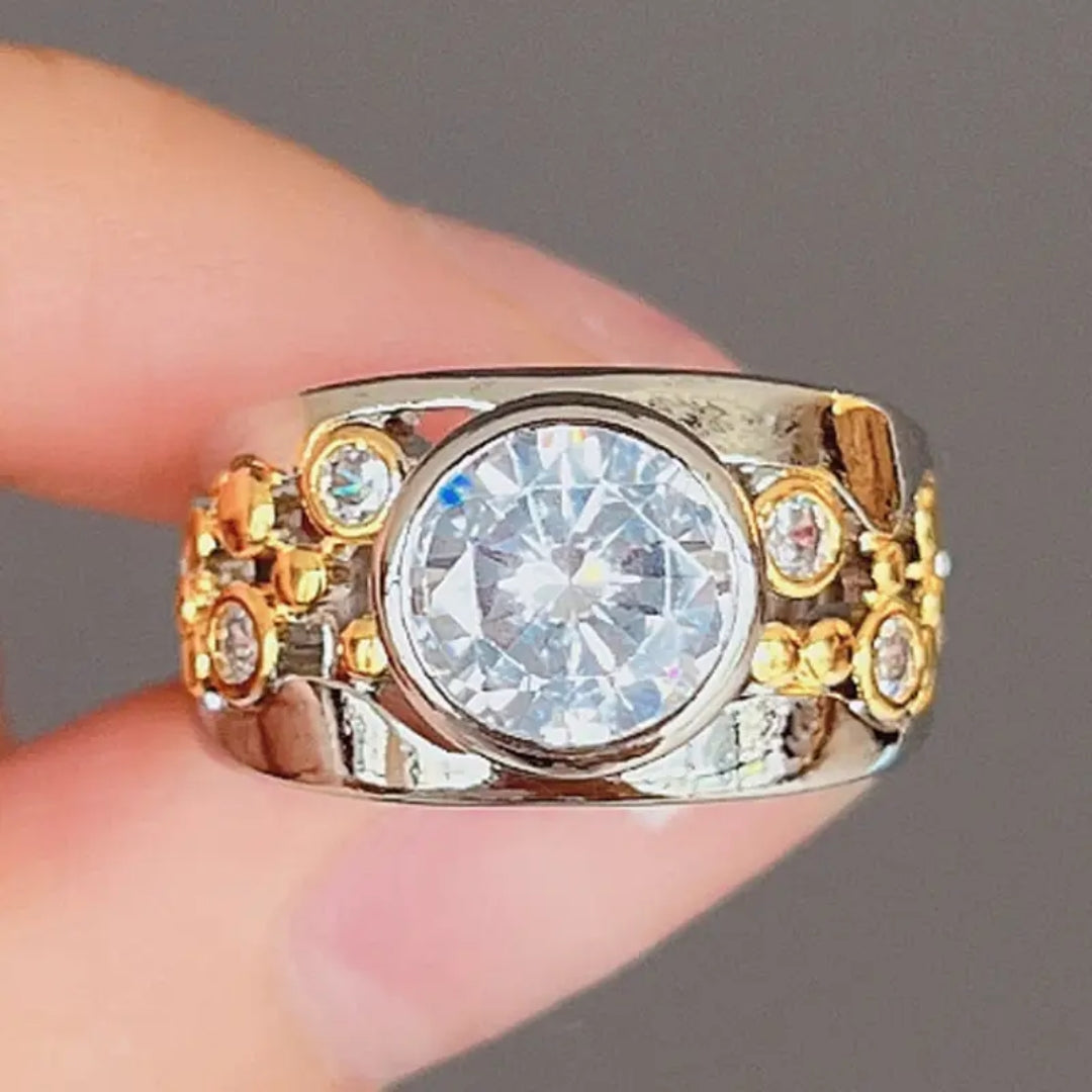 Bague en verre fin incrustée de blanc