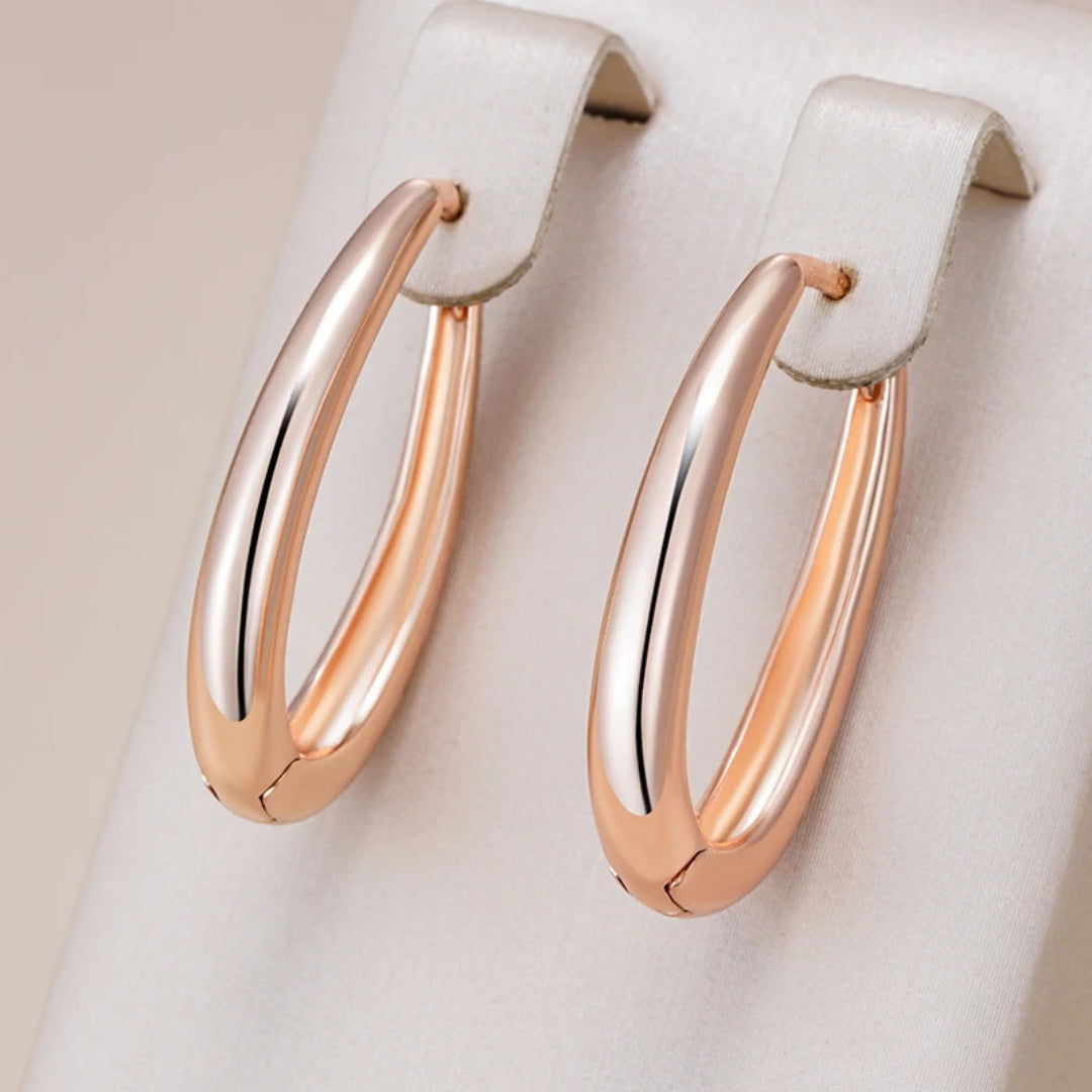 Boucles d'oreilles créoles élégantes et simples