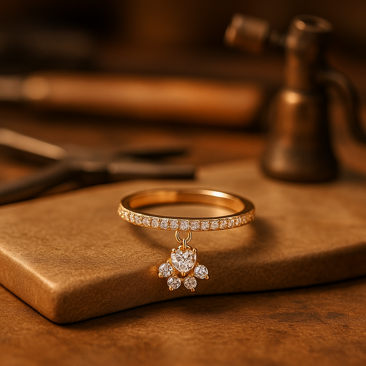 Bague Vintage Patte de Chat & Cœur en Pierre – Ton Or & Argent