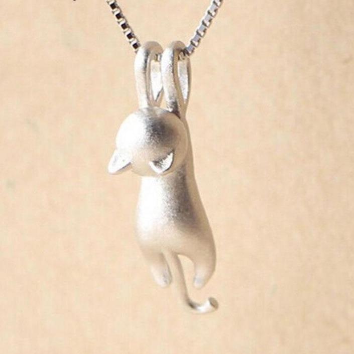 Collier en argent sterling 925 avec un chaton espiègle