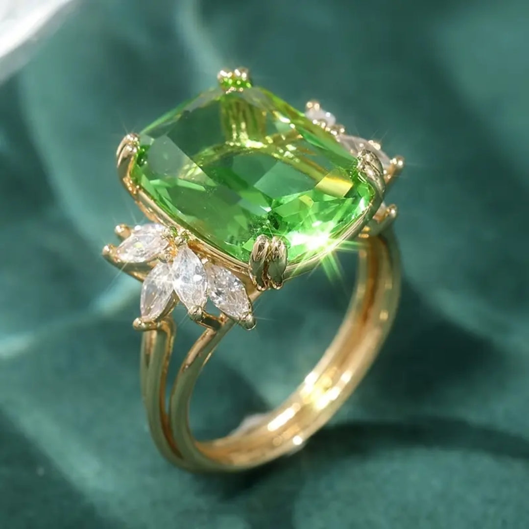 Bague Dorée Cristalline Olive