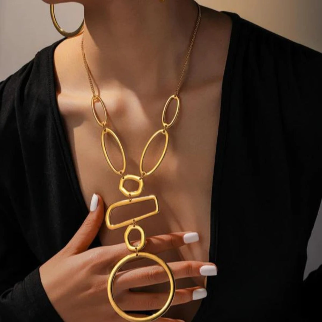 Collier Dangle Élegant en Or